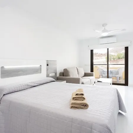 Listen The Glance - Premium Studio Appartamento Los Cristianos (Tenerife)